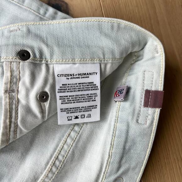 Citizens of Humanity - Denim Cut Off Shorts - Women's Size 28 - Picture 7 of 8